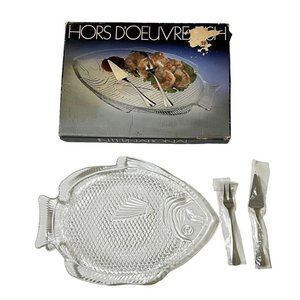Hors D'oeuvre Dish 2 Stainless Servers International Silver Co Fish Shape Glass